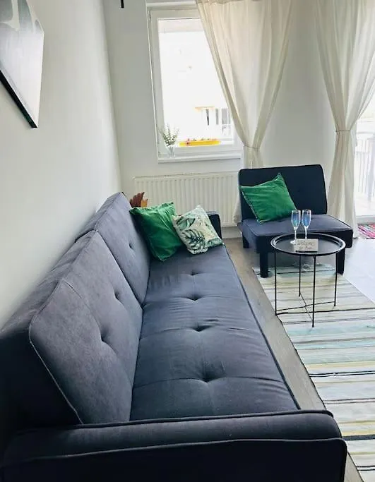 Urban Green Oasis In The Center Of Budapest Apartment
